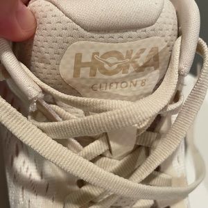 HOKA Clifton 8 women’s sneakers
